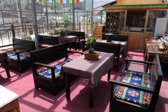 فندق Yunnan Shangrila Tibetan Family Inn