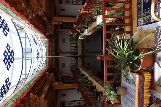 ホテル Yunnan Shangrila Tibetan Family Inn
