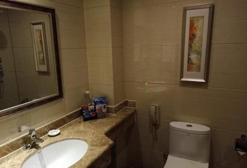 فندق Lixin International