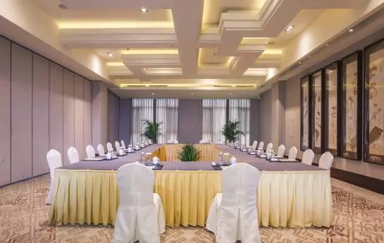 Tongquetai New Century Hotel Tongling