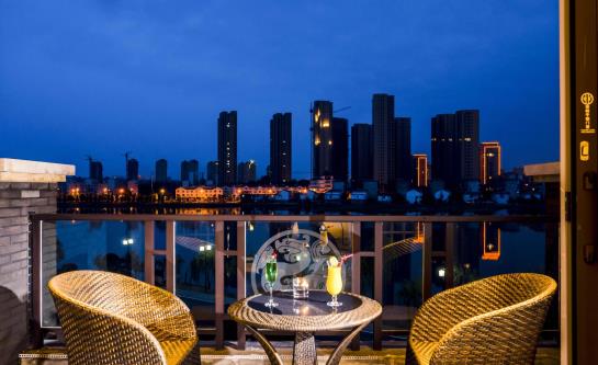 Tongquetai New Century Hotel Tongling