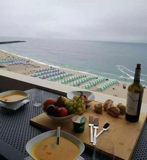 Beach Front   Sea And Sunset Views