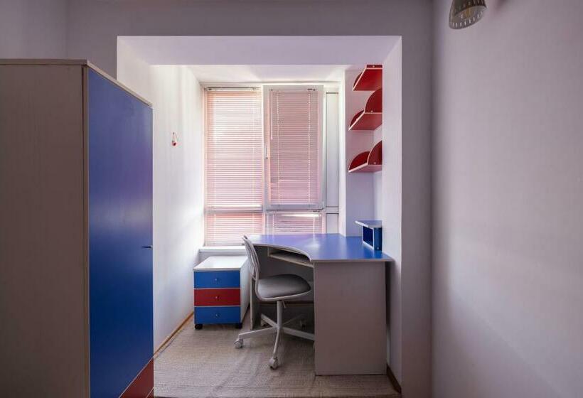 Promenade Rooftop Flat