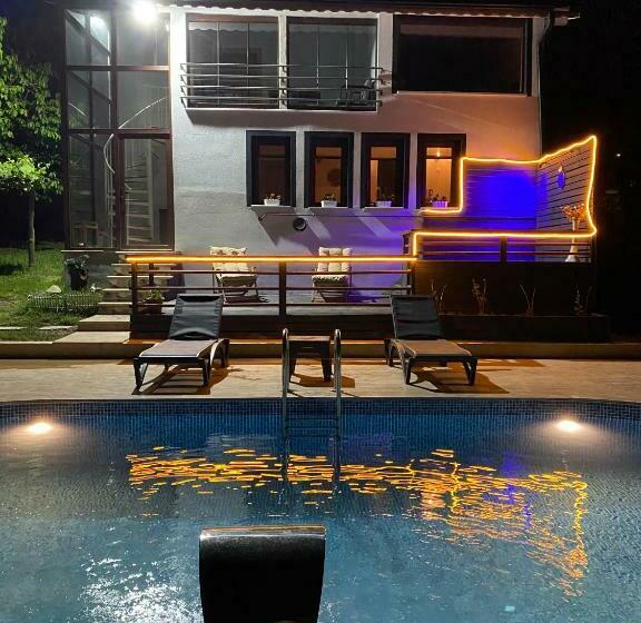 Elmalı Bahçe Sapanca