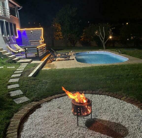 Elmalı Bahçe Sapanca