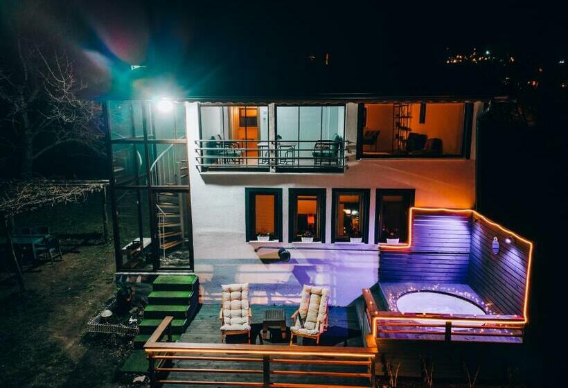 Elmalı Bahçe Sapanca