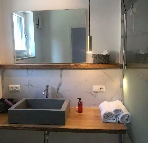 Ferienchalet Burgenblick