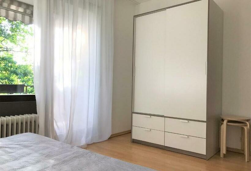 Gemütliche 2 Zimmer Wohnung Mit Küche, Bad, Kostenfreiem Wlan Und Netflix