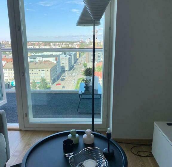 Upea 12 Kerroksen Kaksio Ydinkeskustassa