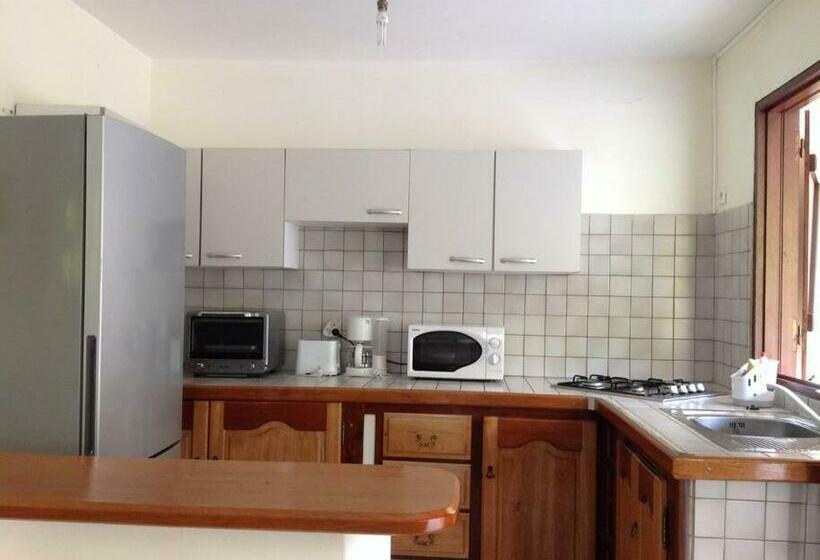 Villa Café   Appartement F3 à Sainte Anne