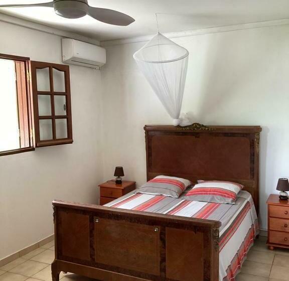 Villa Café   Appartement F3 à Sainte Anne