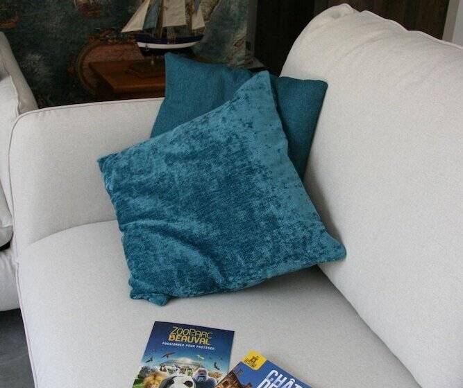 Le Domaine De Louise