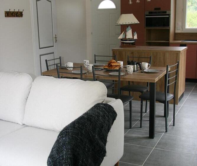 Le Domaine De Louise