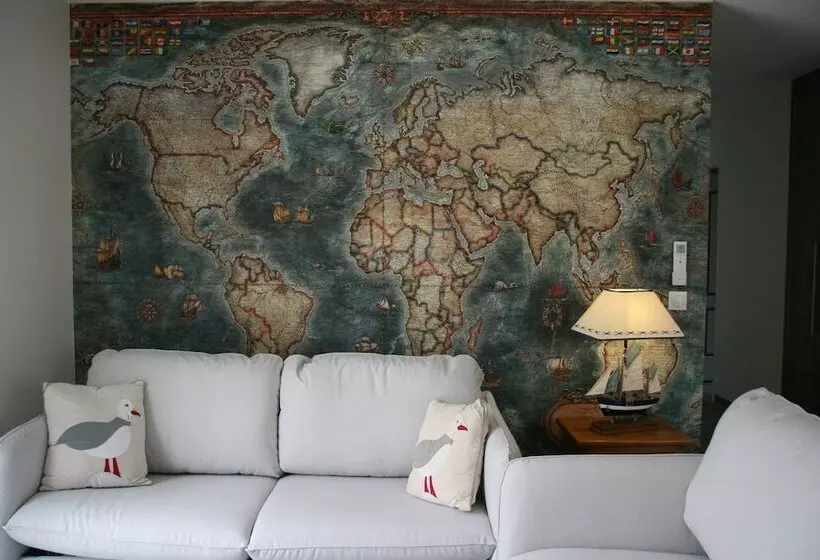 Le Domaine De Louise