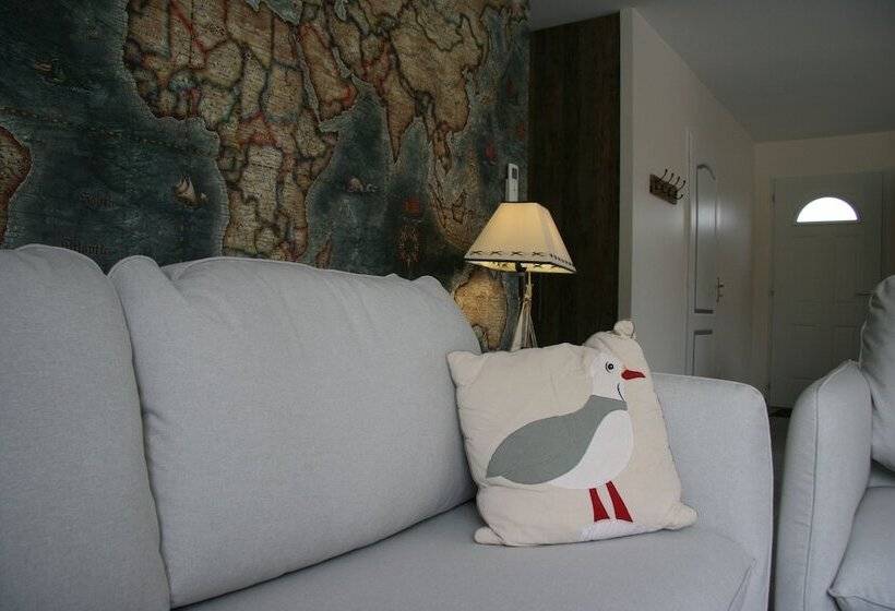 Le Domaine De Louise