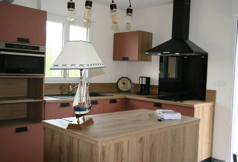 Le Domaine De Louise