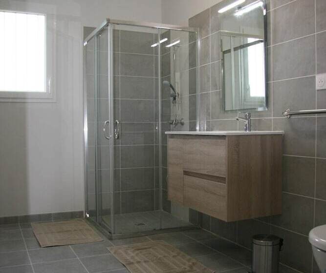 Le Domaine De Louise