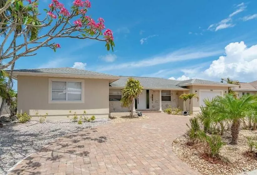 Mermaid Manor; Waterfront With Direct Ocean Access And Private Heated Pool