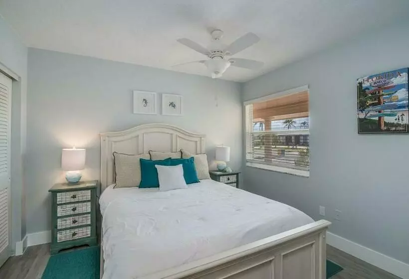 Mermaid Manor; Waterfront With Direct Ocean Access And Private Heated Pool