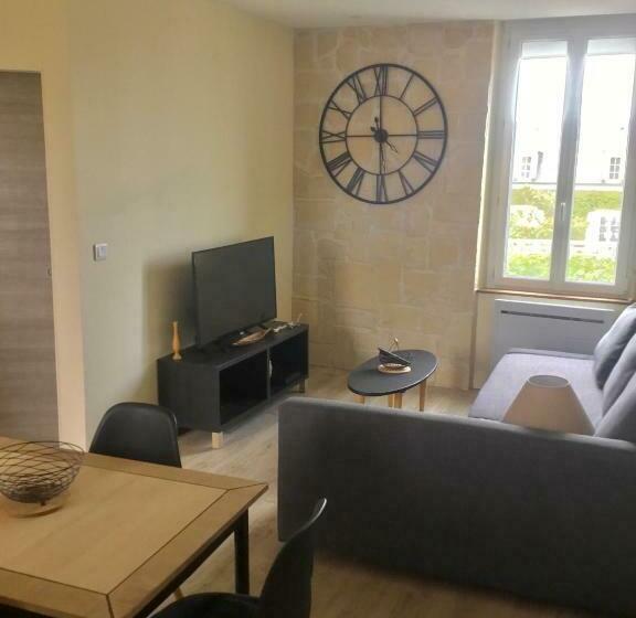 Saint Aubin Sur Mer: Bel Appartement Traversant