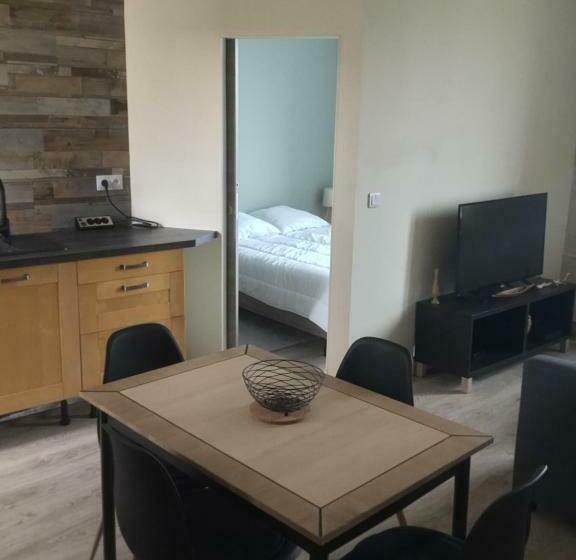 Saint Aubin Sur Mer: Bel Appartement Traversant