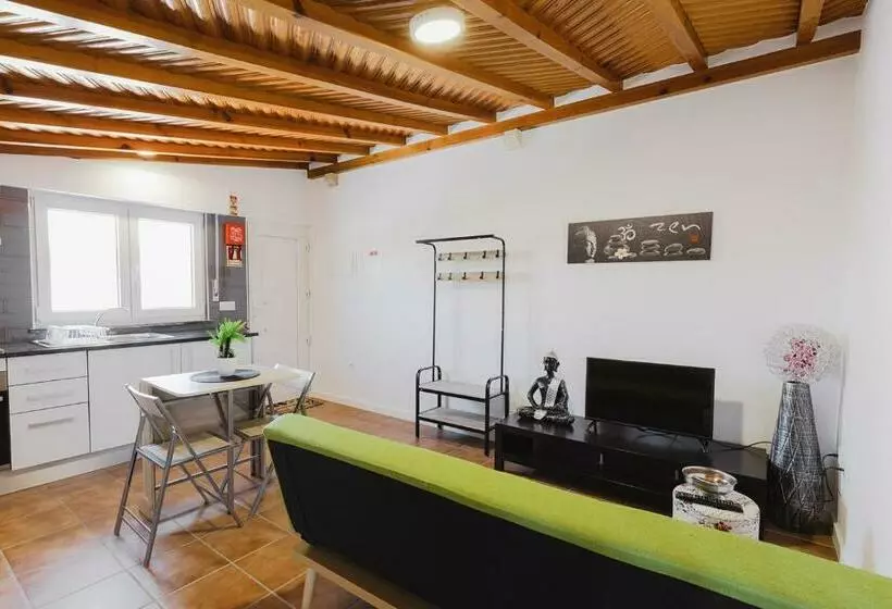 Santa Helena Apartments