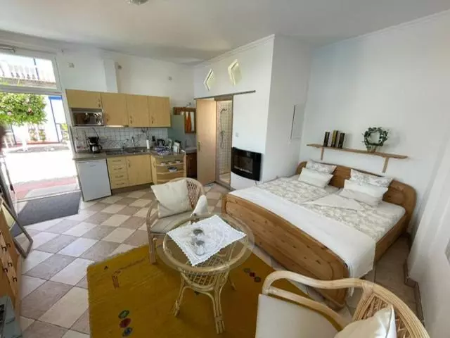 Casa Blanka Poolhaus   Ph