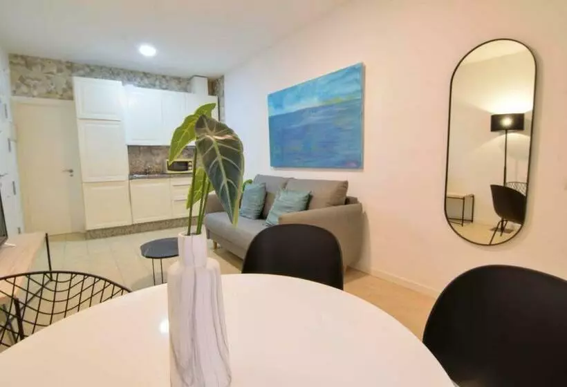 Letmalaga Economy Young Clemens