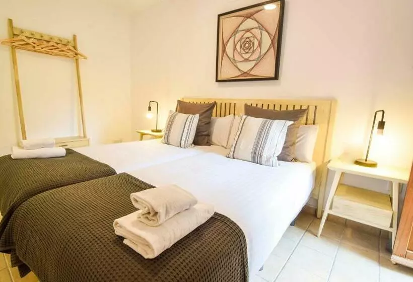 Letmalaga Economy Young Clemens