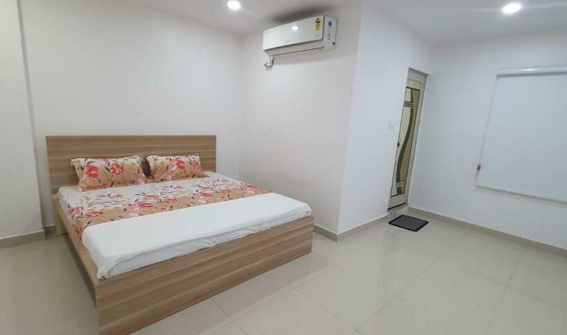 3 Bedroom With Large Party Hall