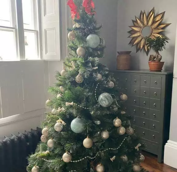 Chic Apt In Central Cheltenham