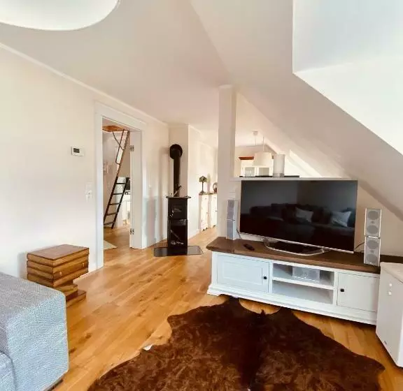 Luxuriöses Apartment Mit Parkplatz   Klimaanlage  Netflix