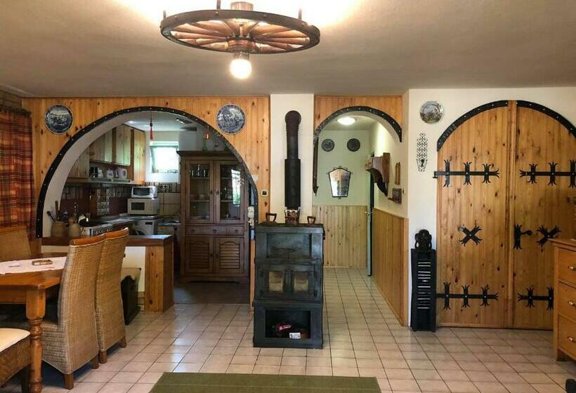 Szendergő Apartman Hajós Pincefalu