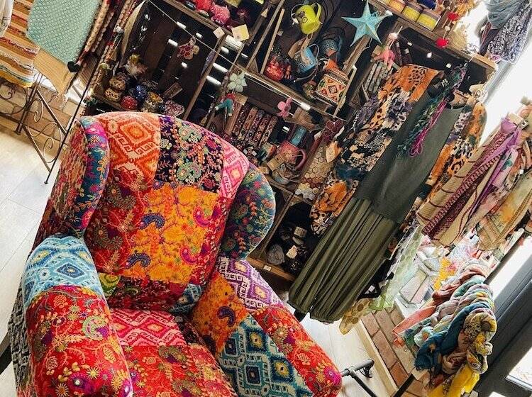 The Art Attic A Stylish Boutique Apartment