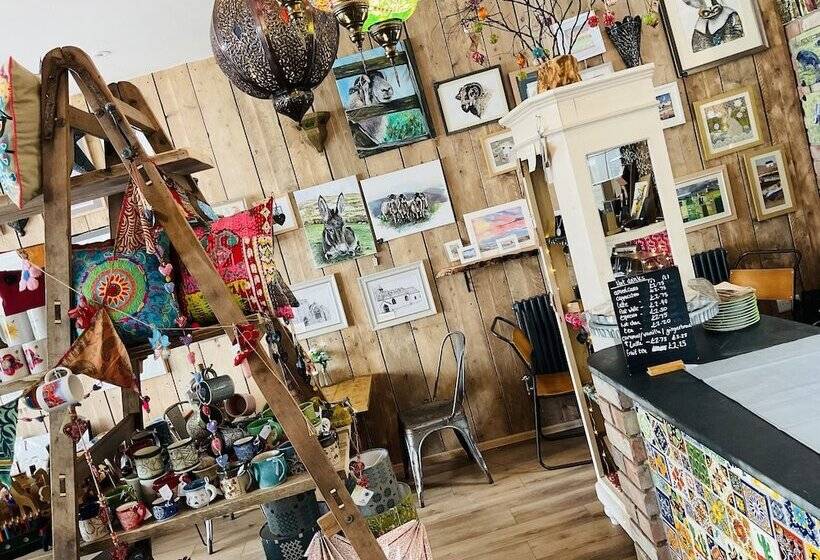 The Art Attic A Stylish Boutique Apartment