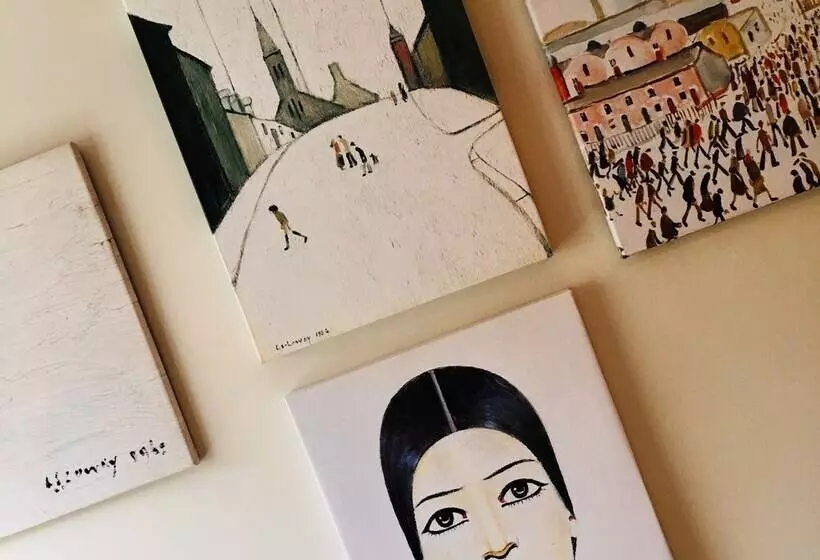 The Art Attic A Stylish Boutique Apartment