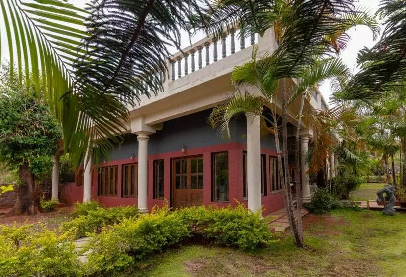 Mountain S Edge By Stayvista   Mountain View Villa With Chic Interiors, Verandah, And Indoor Activit