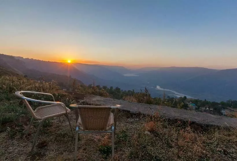 Mountain S Edge By Stayvista   Mountain View Villa With Chic Interiors, Verandah, And Indoor Activit