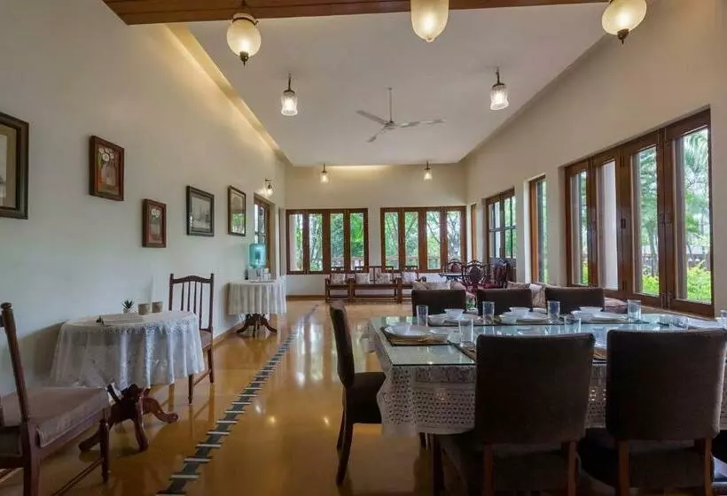 Mountain S Edge By Stayvista   Mountain View Villa With Chic Interiors, Verandah, And Indoor Activit