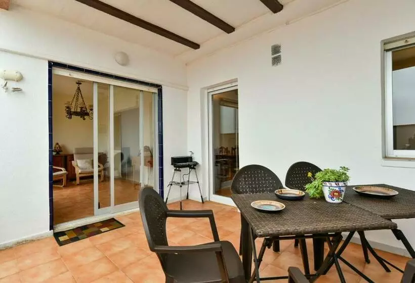 112 Sunshine Place   Alicante Holiday