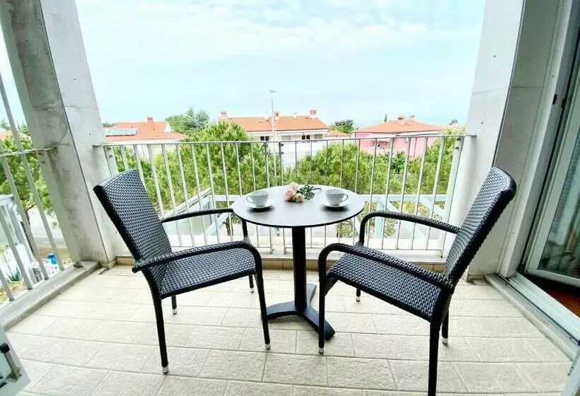Florida Apartment
