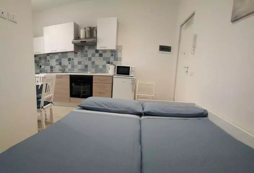 Lamberti Beach Apartment   150 M From The Sea   Just Renewed   Wifi