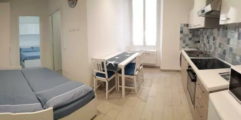 Lamberti Beach Apartment   150 M From The Sea   Just Renewed   Wifi