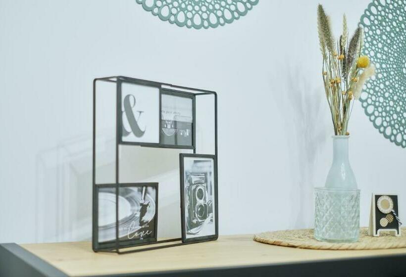 Topeingerichtete Große 2 Zimmer Wohnung