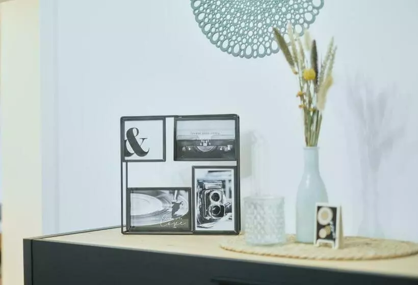 Topeingerichtete Große 2 Zimmer Wohnung