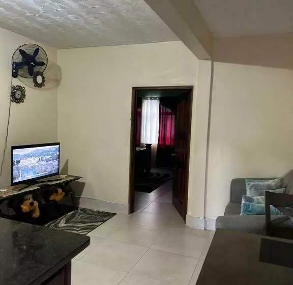 White House By White River