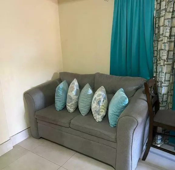 White House By White River