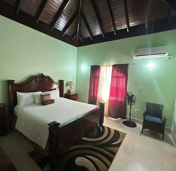 White House By White River