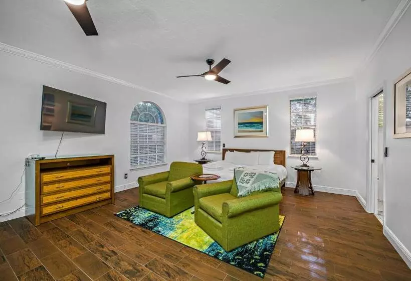 Ideal For Groups! Sleeps 14, Pool, Spa Near Downtown