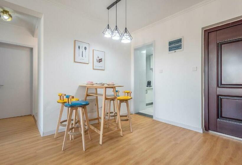 Locals Apartment House 50